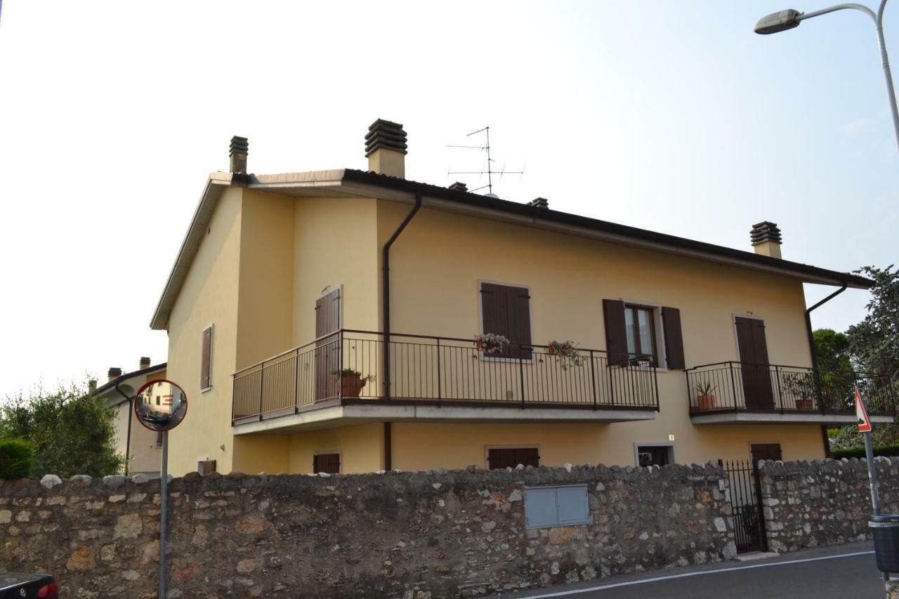 Apartament Torri Centro Torri Del Benaco Zewnętrze zdjęcie